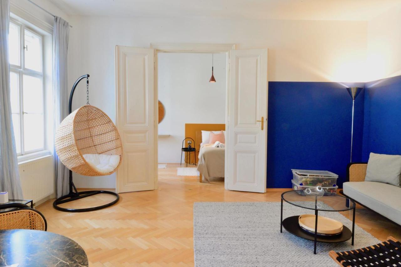 Beautiful Flat Next To Karlskirche Відень Екстер'єр фото